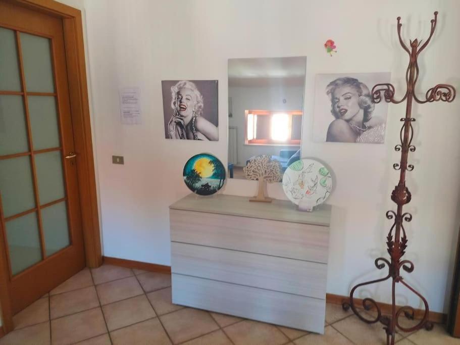 B&B Via Roma N. 12 Valfabbrica 外观 照片